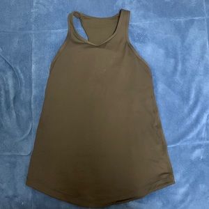 Lululemon tank 2 in 1 tank + built with phone pocket